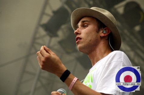 Clueso (D) 22. Summer Jam Festival - Fuehlinger See, Koeln - Green Stage 07. Juli 2007 (7).JPG